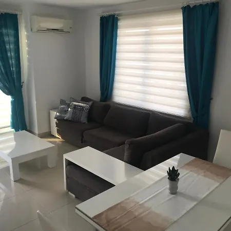 Appartement Fortuna Luxury Apartman In *