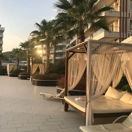 Appartement Fortuna Luxury Apartman In *